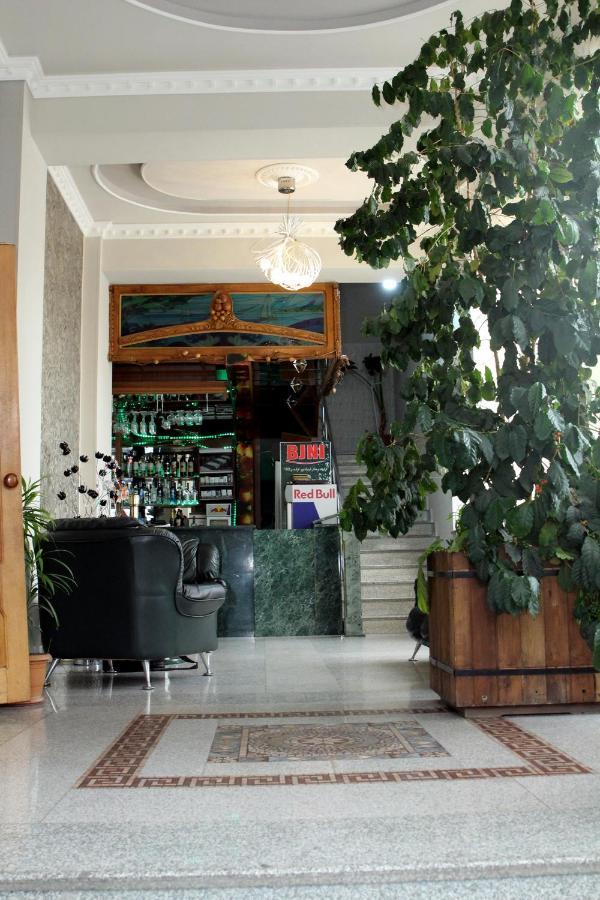 Bed and Breakfast Golden Apricot Ґюмрі Екстер'єр фото